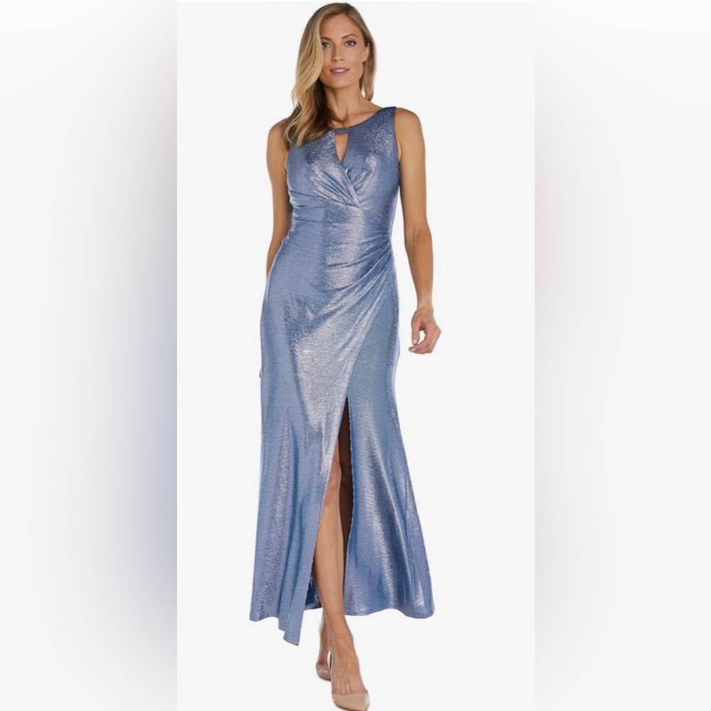 Elegant Blue Sleeveless Dress